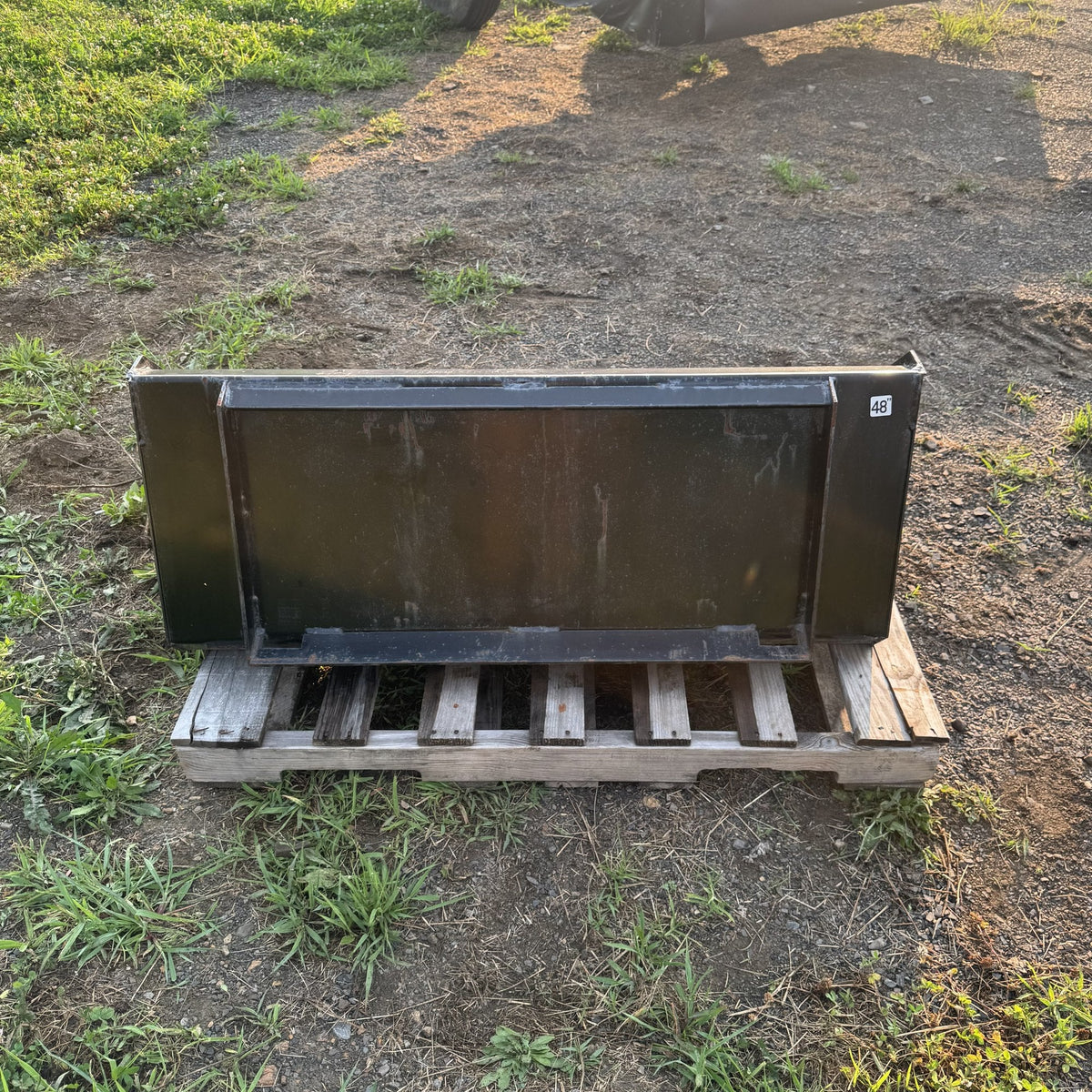 Back of the bucket showing the mount plate